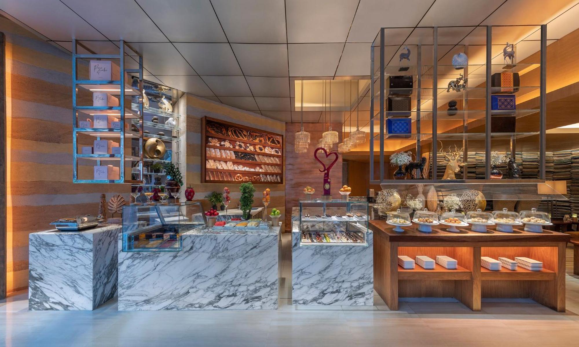 Mandarin Oriental Al Faisaliah, Riaad Buitenkant foto The buffet at the lounge