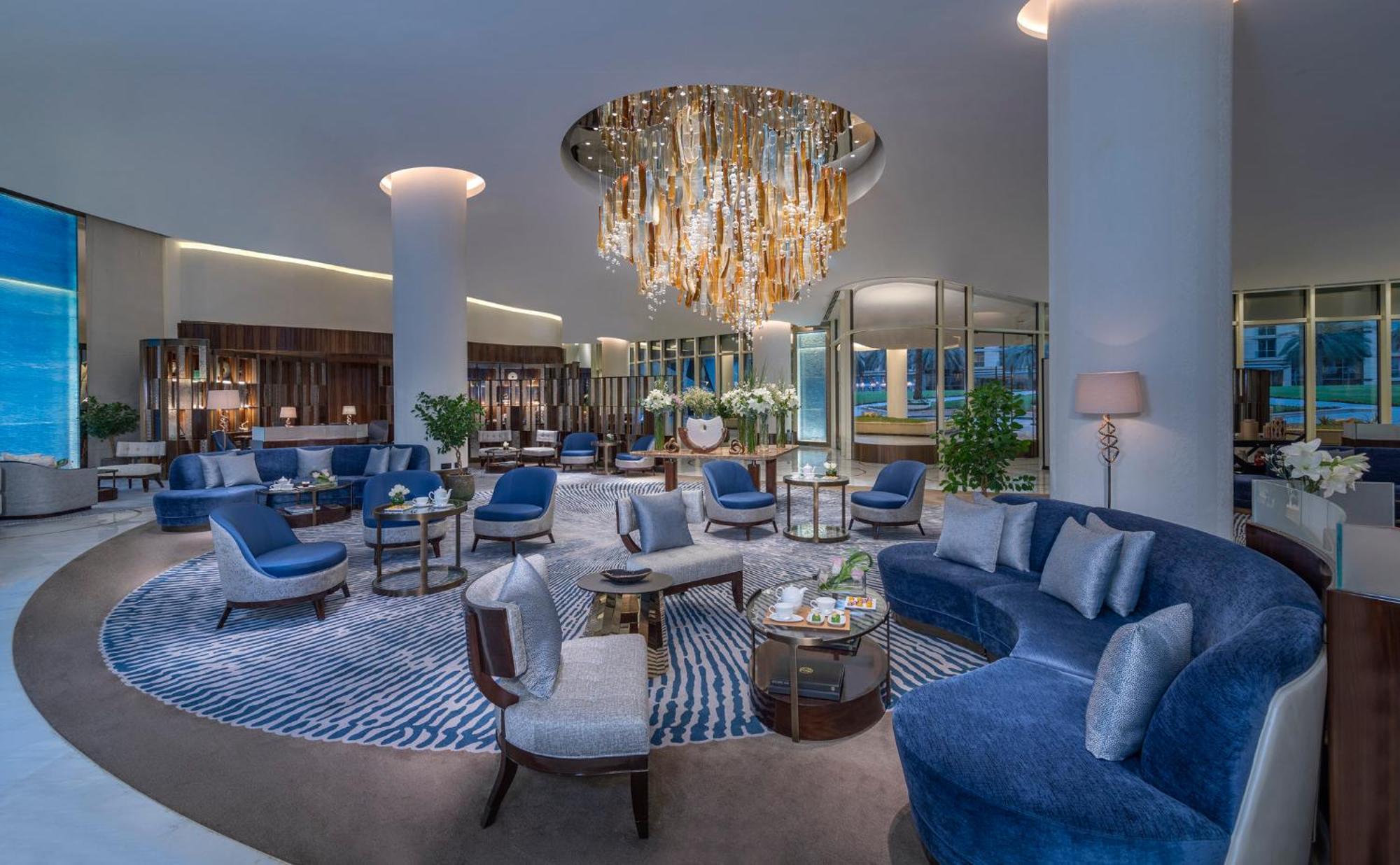 Mandarin Oriental Al Faisaliah, Riaad Buitenkant foto The lobby of the hotel