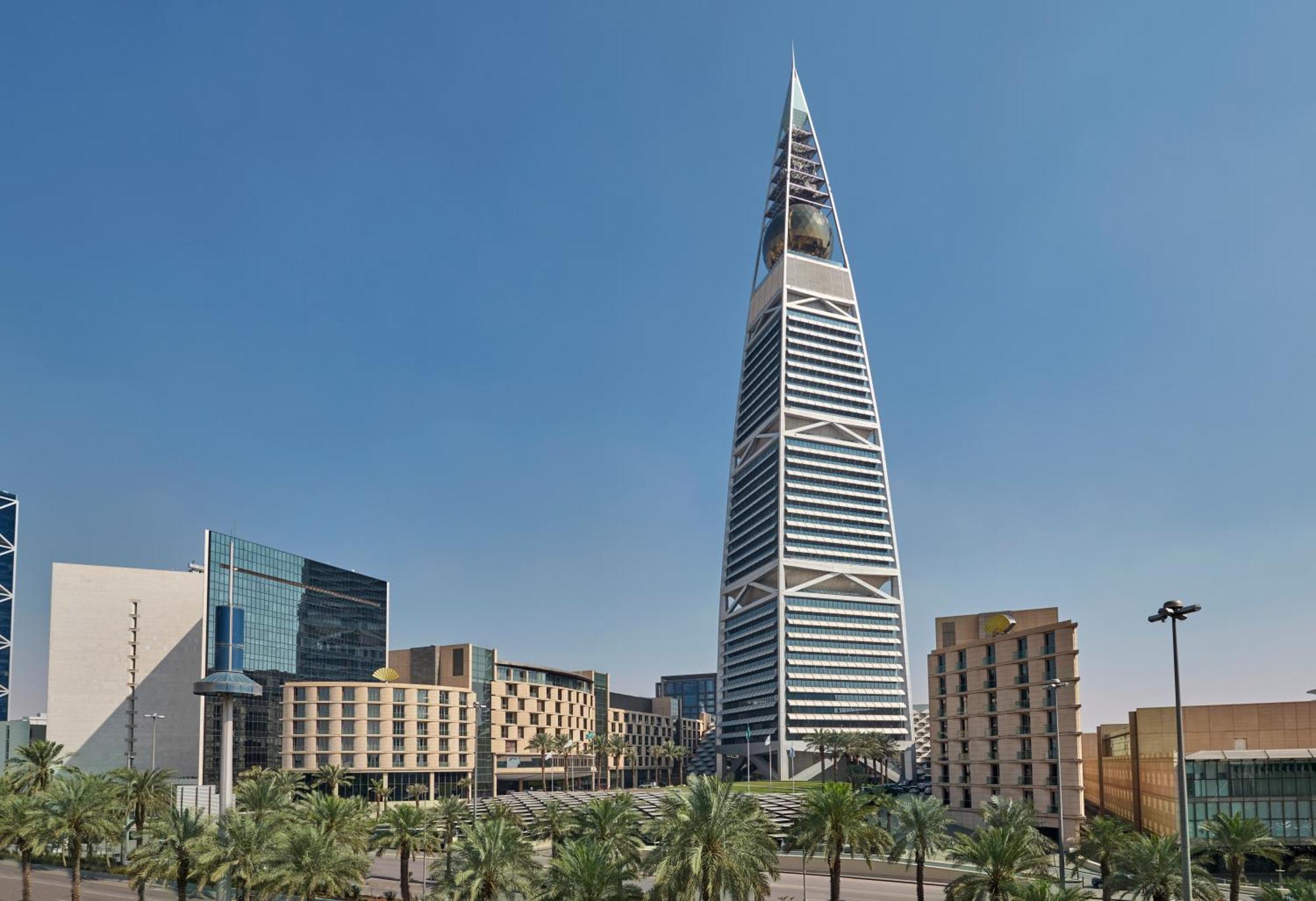 Mandarin Oriental Al Faisaliah, Riaad Buitenkant foto Kingdom Centre, Riyadh